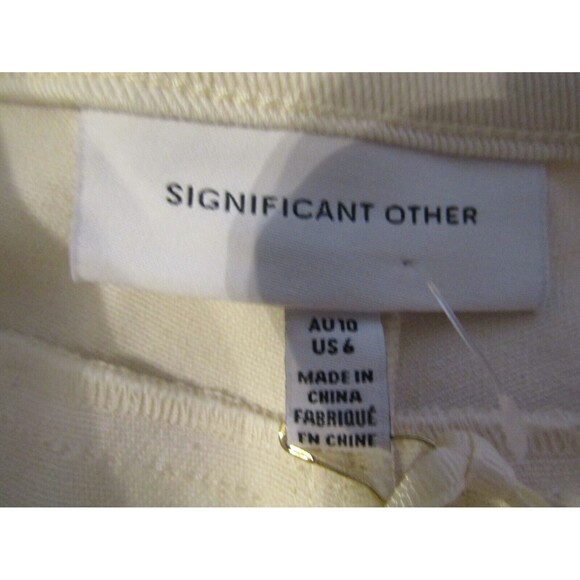 SIGNIFICANT OTHER Jean Shorts LENNY Womens Cream NWT MRP $199 Size 6 - Picture 9 of 11